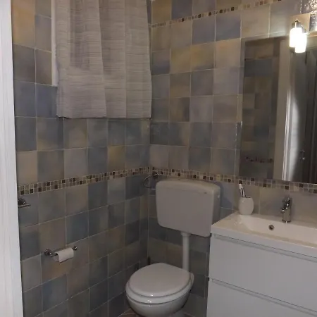 Milena Oda ve Kahvaltı